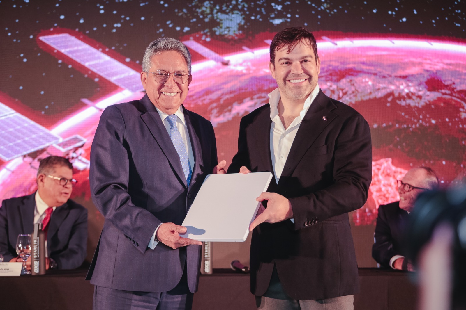 AXS Bolivia lleva la conectividad de Starlink a empresas de todo el país