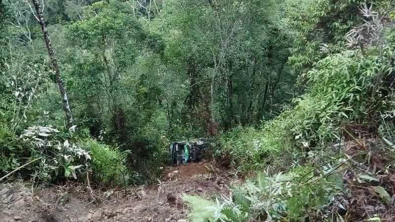 Cinco accidentes dejan seis fallecidos y unos 19 heridos durante el fin de semana