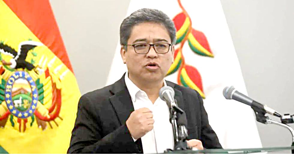 Gobierno pide respetar el Estado de Excepción vigente y por ahora descarta su ampliación