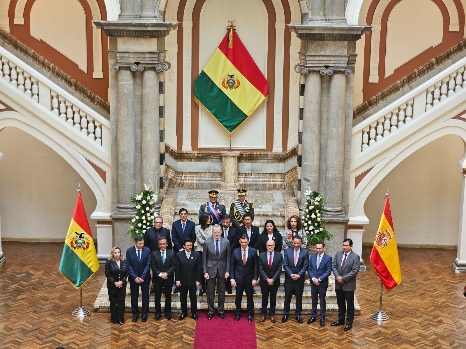 ¿Qué queda tras la visita del rey de España, Felipe VI?