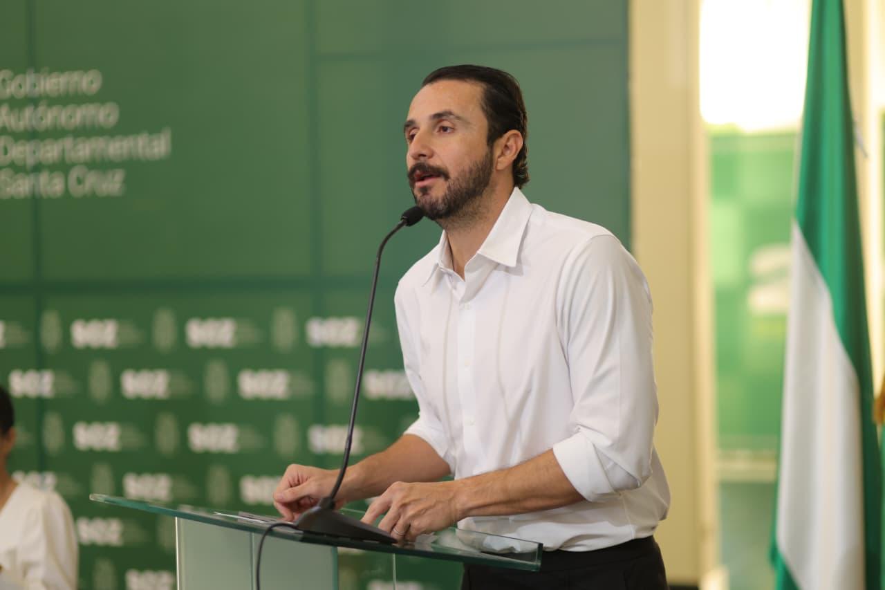 Velasco respalda eliminación de la subvención y exige proteger a los sectores vulnerables