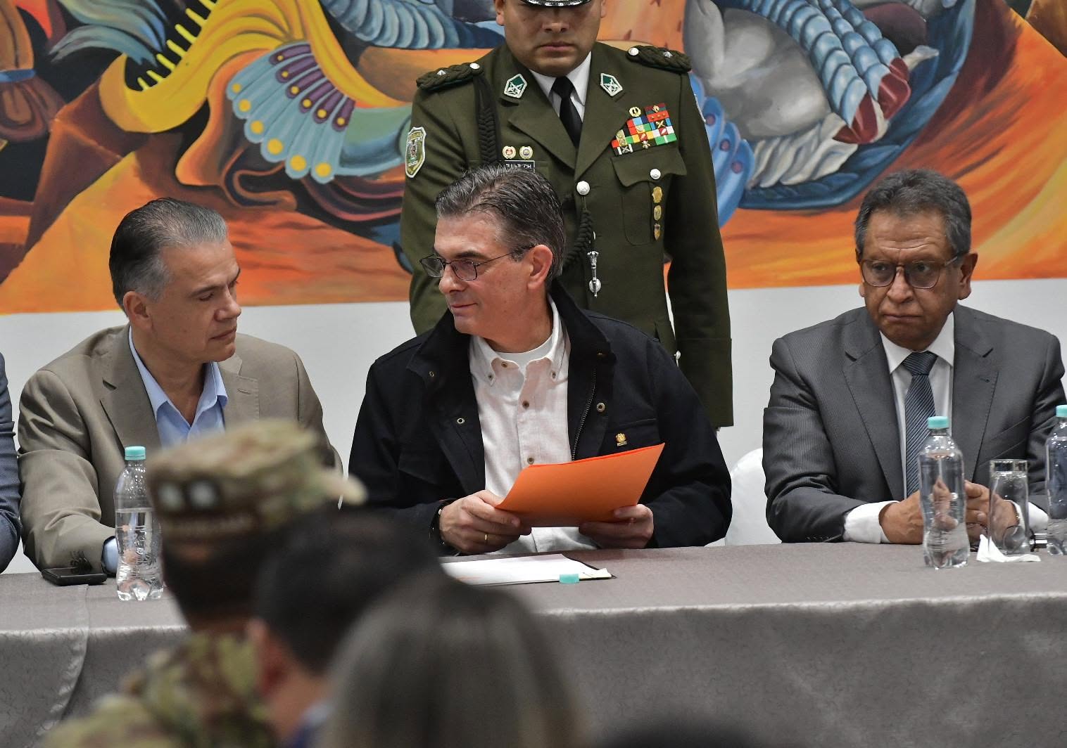 El Presidente anuncia reprogramación de deudas y fondo de garantía para transportistas