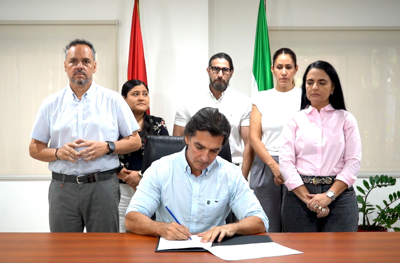 Se acabó el “buri”: Alcalde Mamen Saavedra decreta austeridad y pone fin al despilfarro municipal