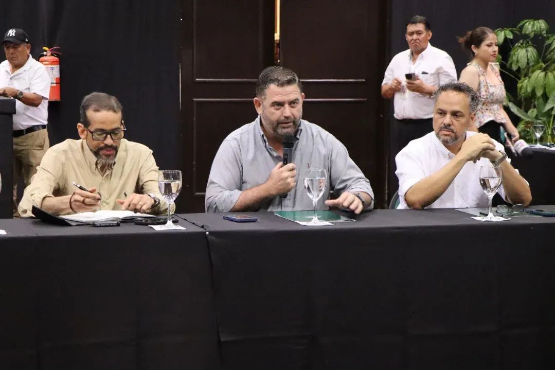 Camacho plantea un ‘paredón’ a Rodrigo Paz para que dé su postura sobre el sector productivo