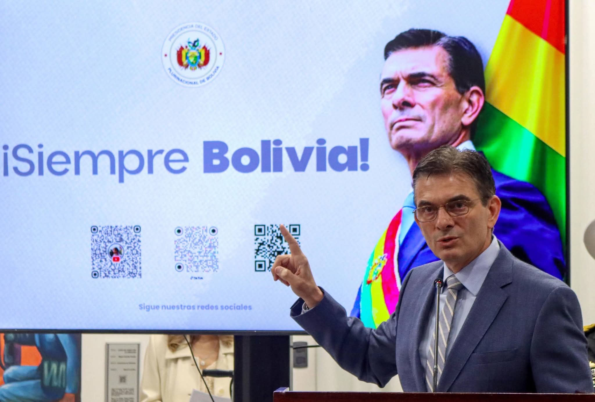 Paz promulga dos leyes, eliminación del ITF y crédito fiscal de combustibles