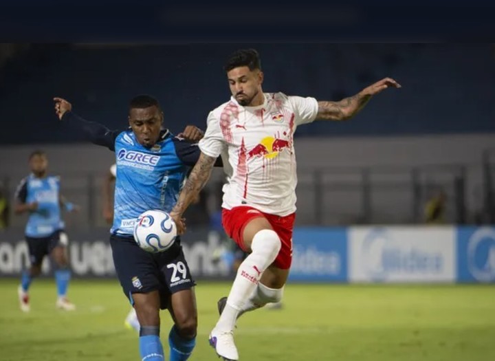 Bolívar visita a La Guaira esta noche y Blooming recibe mañana a Bragantino