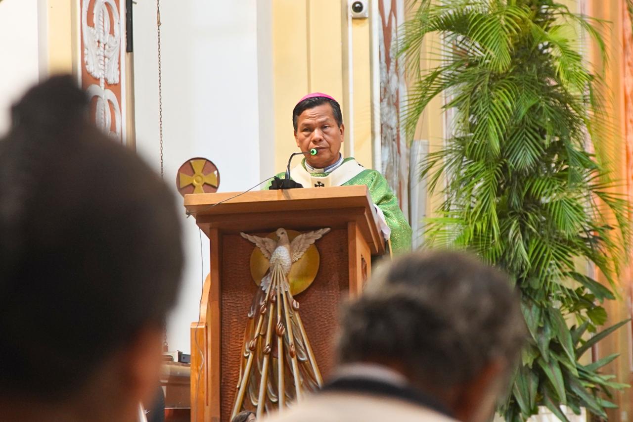 Monseñor Leigue: "Si no somos parte de la solución somos parte del problema"