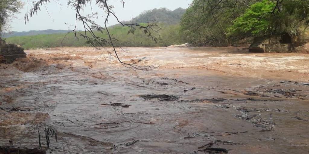 Santa Cruz bajo alerta naranja por vientos de hasta 90 km/h y riesgo de crecida de ríos